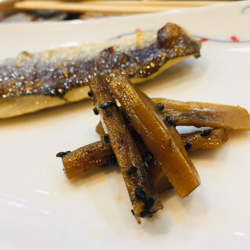 やまごぼう(鮨まぁさ)