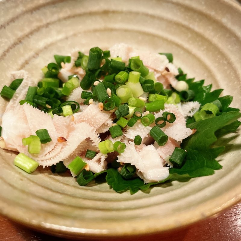 白センマイの湯引き(かね萬六本木)