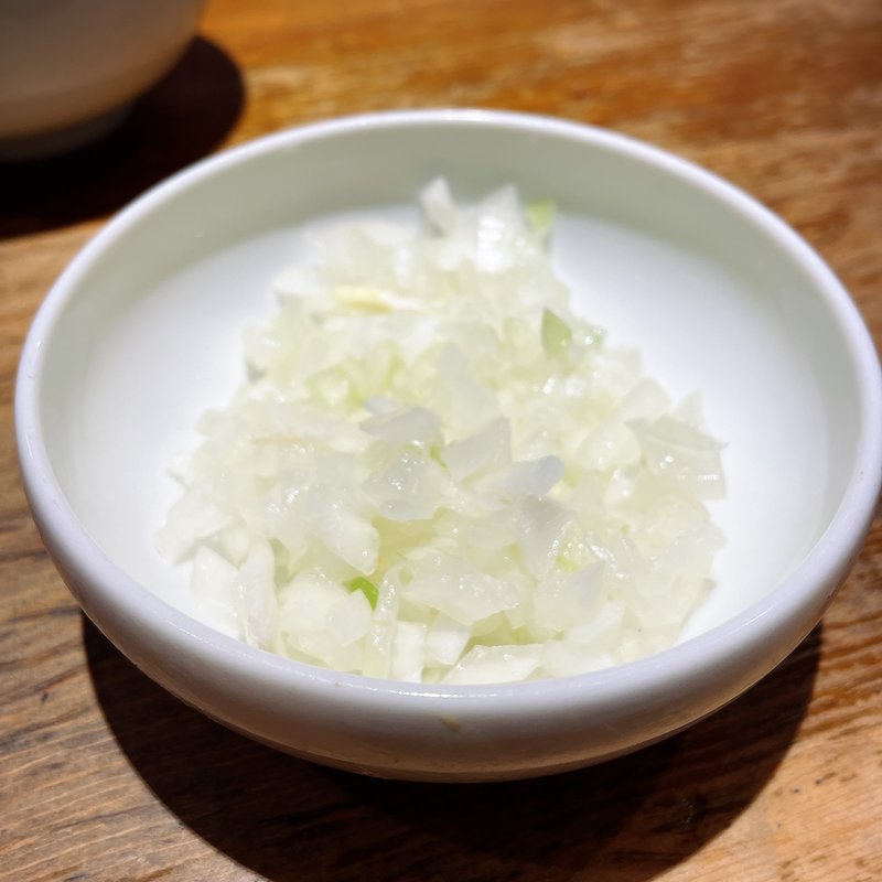 玉ねぎ(中華そばコヨシ 渋谷店)