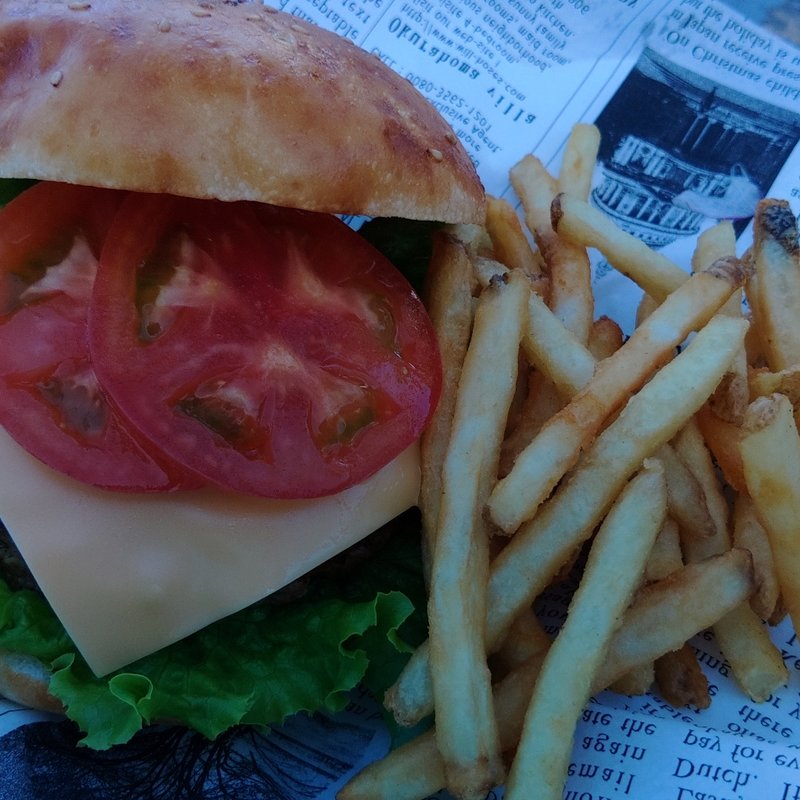 ハンバーガー(なぎさ橋珈琲 逗子店)