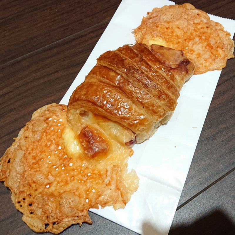 空飛ぶベーコンチーズ(ル・クロワッサン 鶴見緑地店)