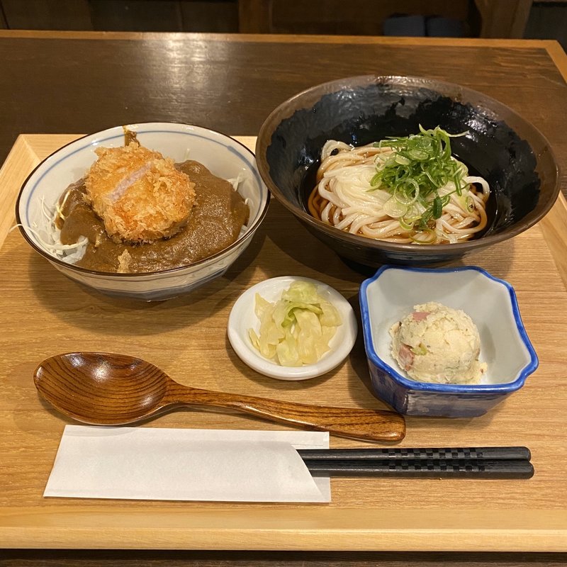 カレーカツ丼、ころうどん(うどん・とんかつ ふくや)