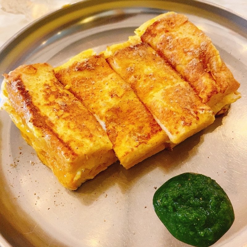 マサラオムレツトースト(ミスターサモサ （Mr. Samosa）)