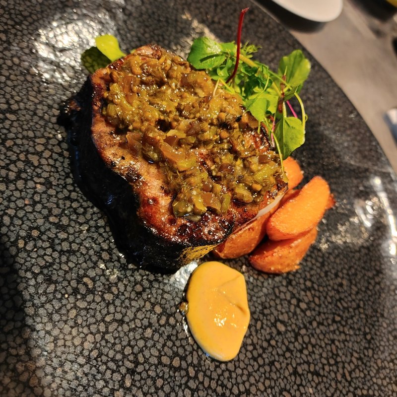 下田豚の低温調理(Tsubamesanjo Bit Tokyo)