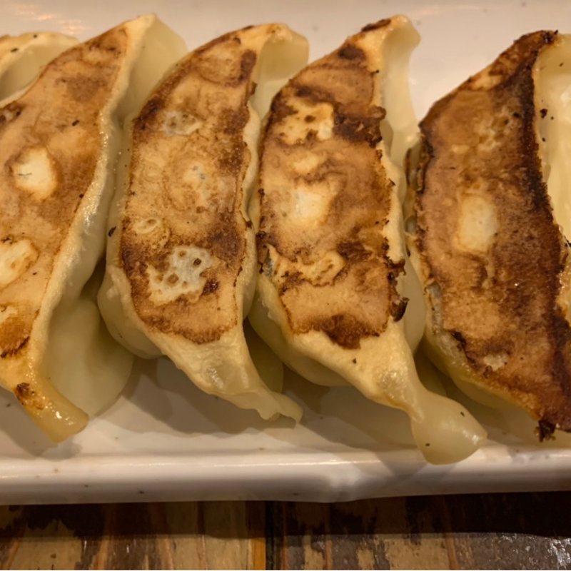 餃子(つけ麺らぁ麺油そば六朗)