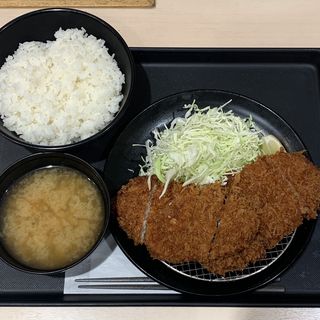 ダブルロースかつ定食(松のや 中野坂上店)