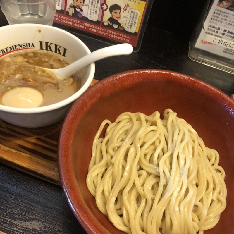 つけ麺(つけめん舎一輝)