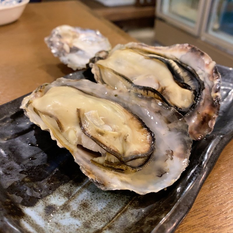 兵庫室津 蒸しカキ(みちのく屋 酒店)