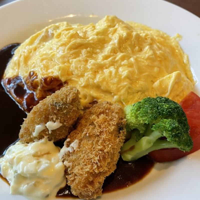 オムライスと牡蠣フライ(デニーズ ThinkPark店)