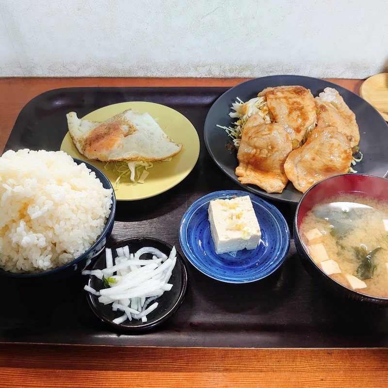 肉しょうが焼定食＋大盛り(あらが食堂)