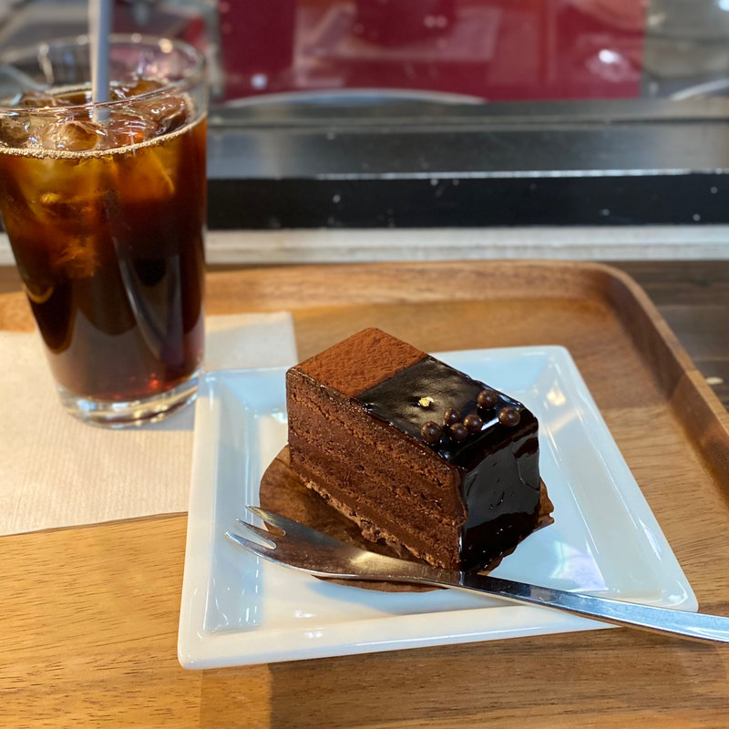 カカオ73(濃厚ガトーショコラ)(factory & labo 神乃珈琲（ファクトリーアンドラボ）)