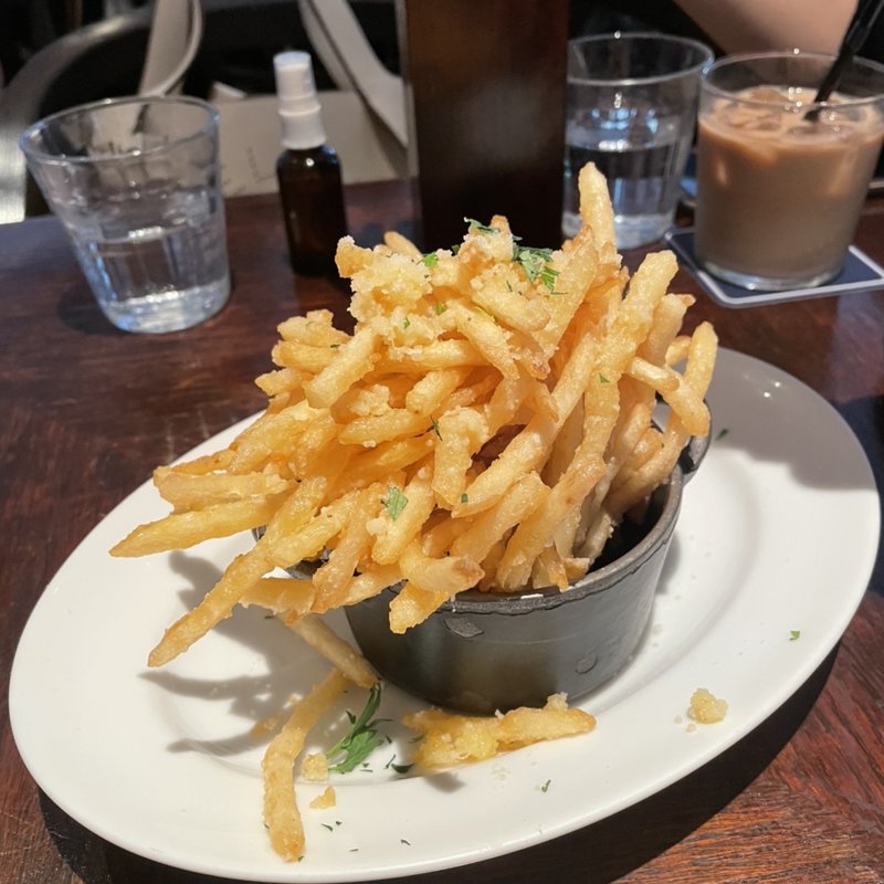 フレンチフライ(シクスバイオリエンタルホテル)