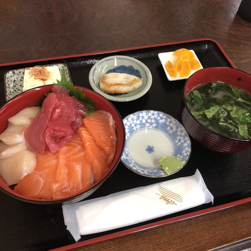 三色丼(漁師の海鮮丼 )