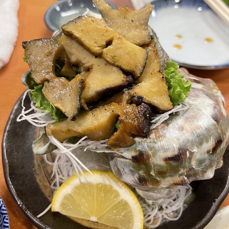 夜光貝のバター焼き(ちゅらさん亭 （ちゅらさんてい）)