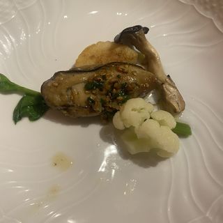 (りょうりにんみわ)