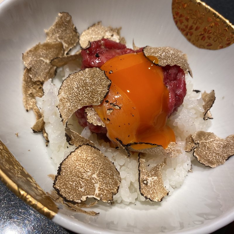 (銘柄高級焼肉 MASU)