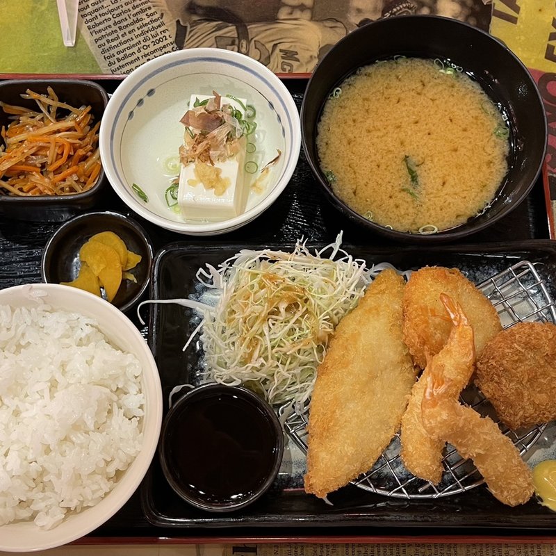 ミックスフライ定食(目利きの銀次 肥後橋駅前店)