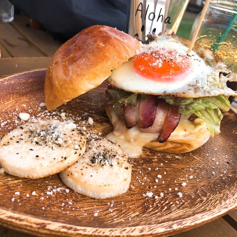 ハンバーガー(田舎うどん 伊佐沼庵)
