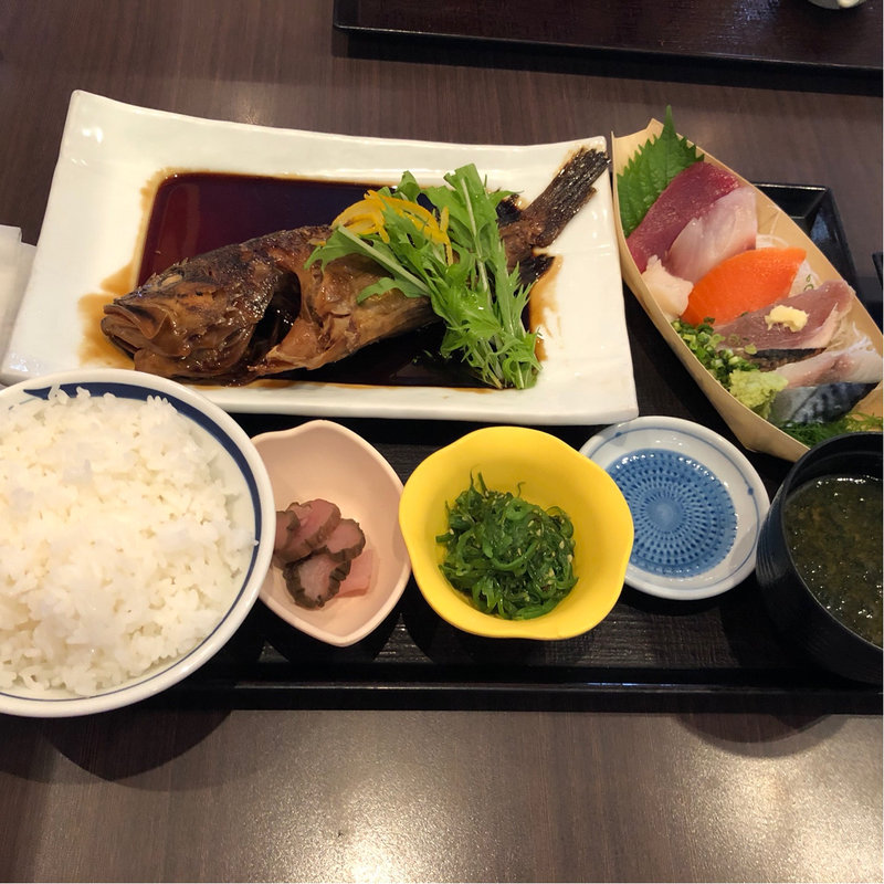日替わり煮魚定食(築地食堂源ちゃん モラージュ菖蒲店)