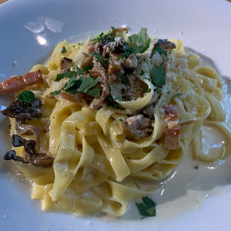 カルボナーラのフィットチーネ(La・Terrazza （ラ・テラッツァ 【旧店名】アクアパッツァテラス）)