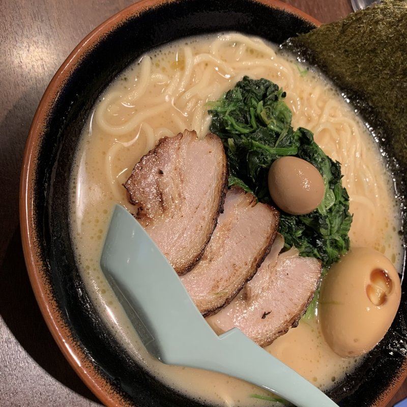たくみラーメン(横濱家系ラーメン たくみ家 加須店)