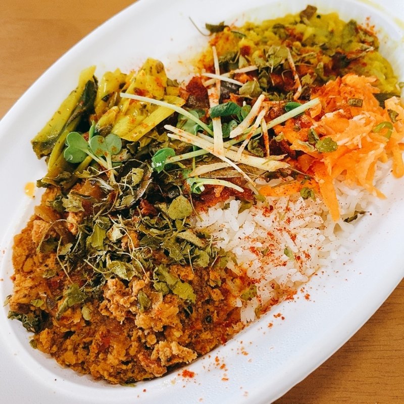 カレー弁当(大衆スパイス酒場 ニューヤスダヤ)