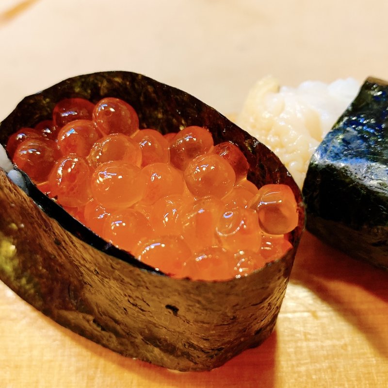 イクラ軍艦(翁寿し （おきなずし）)