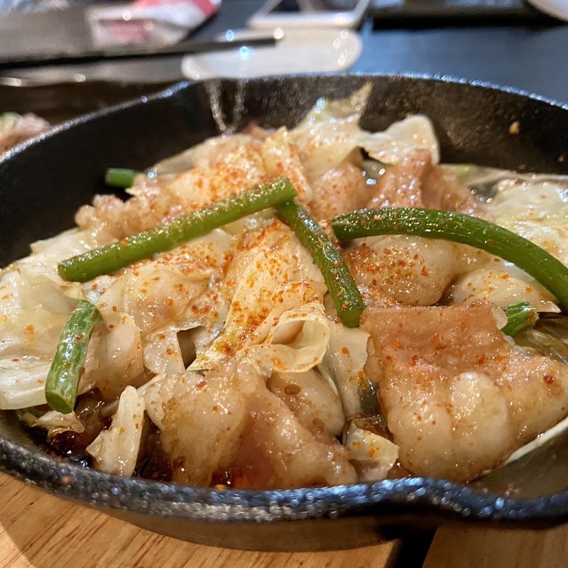 ホルモン鉄板(麺 にし村)