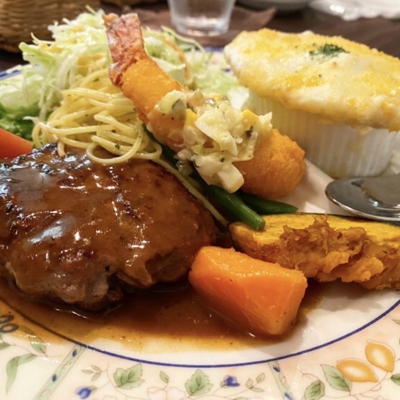 Aランチ(ABC食堂 （エイビーシーショクドウ）)