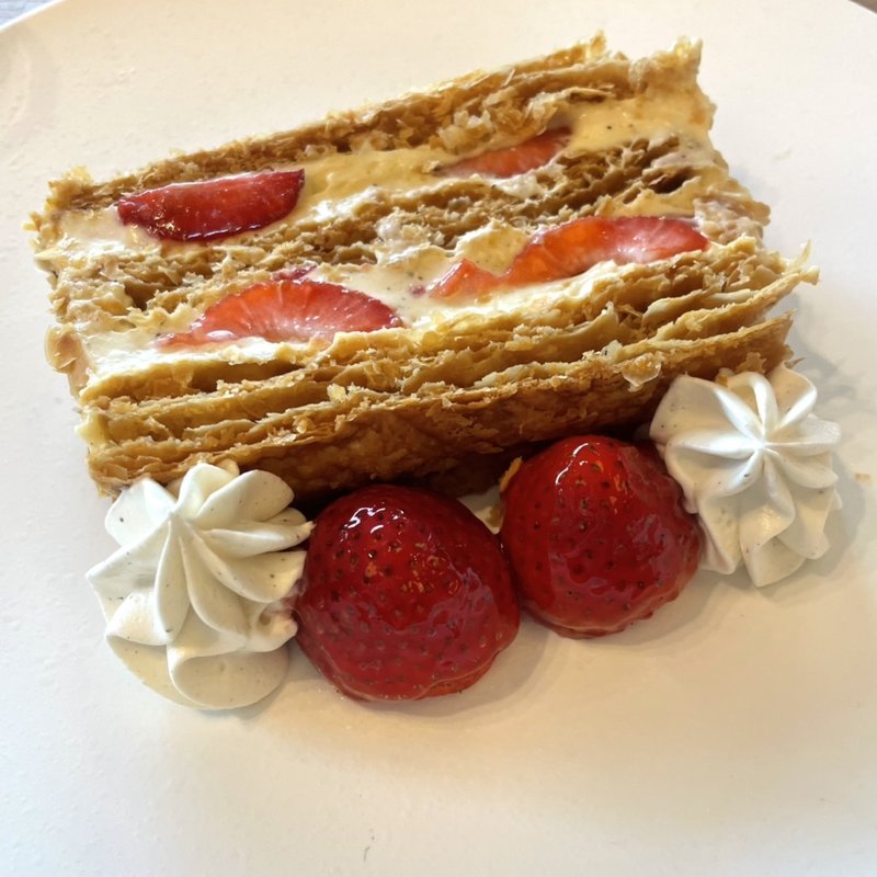 いちごのミルフィーユ(ザグラン)