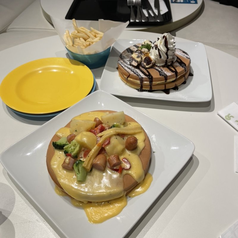 メルトチェダーソーセージ(Caf? R 幕張店)