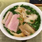 鴨ワンタン麺(らーめん 鴨to葱)