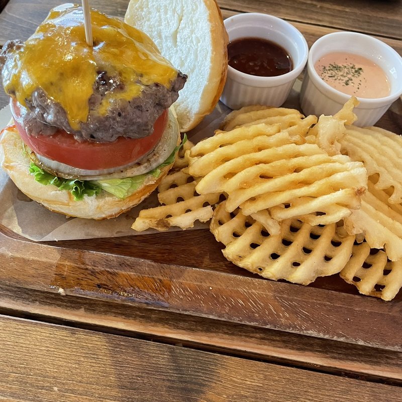 HOUBAL BURGER(カジュアルダイニング＆テッパン HOUBAL)