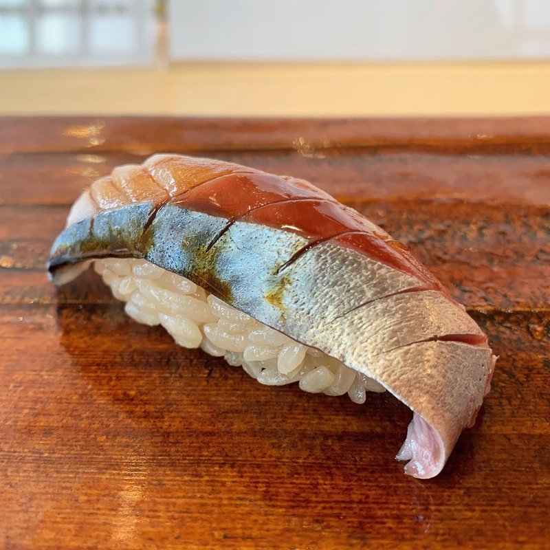 生サバ(立喰鮨 銀座おのでら)