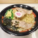 生姜香る肉出汁豚中華そば塩(ラーメン専科 竹末食堂)