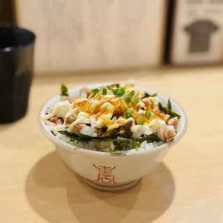 マヨチャーシューご飯(キング製麺)