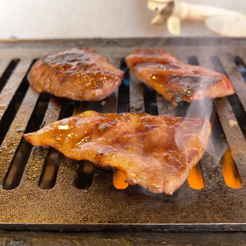 国産黒毛牛牛カルビ(味噌とんちゃん屋 知立ホルモン)