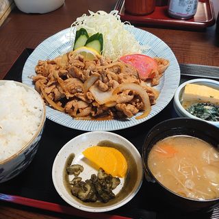 生姜焼き定食(そこら辺の畑の黒ダイヤ)