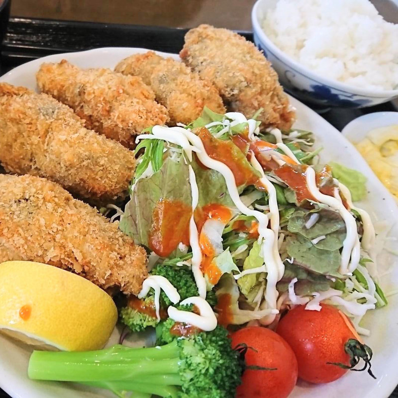 カキフライ定食(和食 すずき )