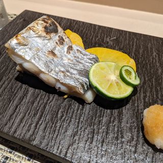 太刀魚塩焼き(横浜 鮨 黒潮海閤)