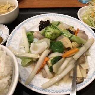 八宝菜定食(廣聚隆)
