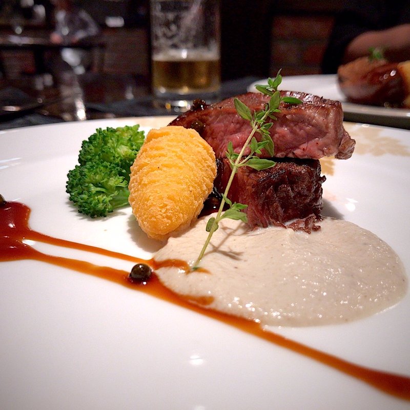 北海道産牛フィレ肉のソテー 〜グリーンペッパーソース〜(ラビスタ大雪山)