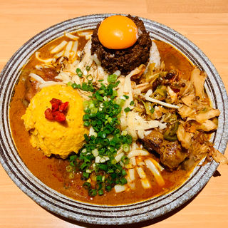 MIX・小盛り・豚・キーマ・中華アチャール・チーズ(吉田カレー  )