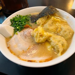わんたん麺(ラーメン茂木)