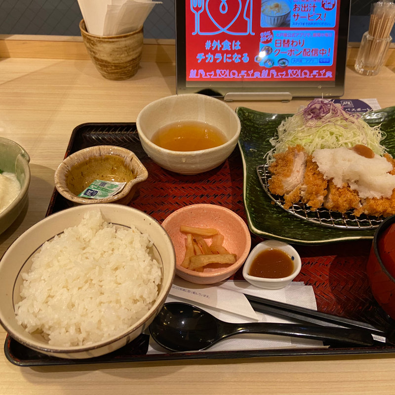 梅おろしチキンカツ定食(大戸屋　ごはん処　飯田橋店)