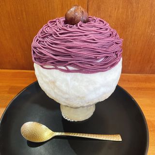 しぼりたて紫芋モンブラン氷(かき氷研究所)