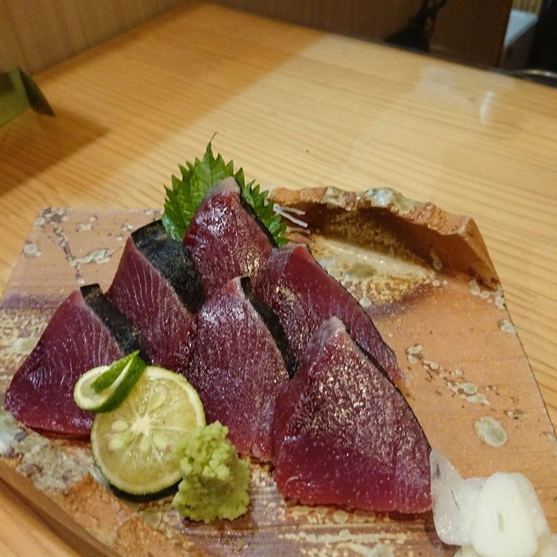 鰹の塩タタキ(旬味 もんどう)