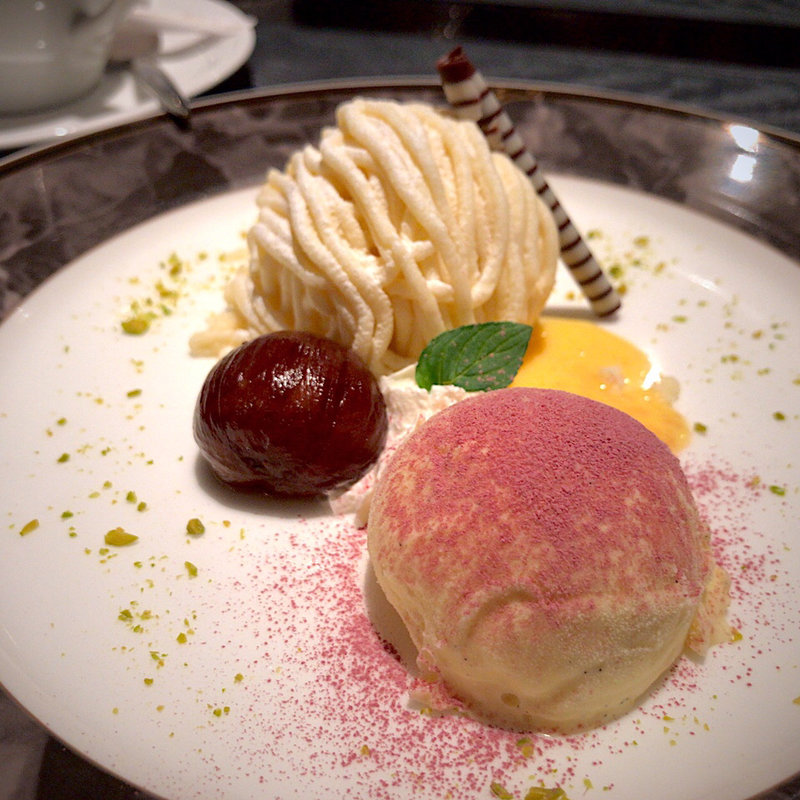 生キャラメルロールのモンブラン仕立て 〜バニラアイス添え〜(ラビスタ大雪山)