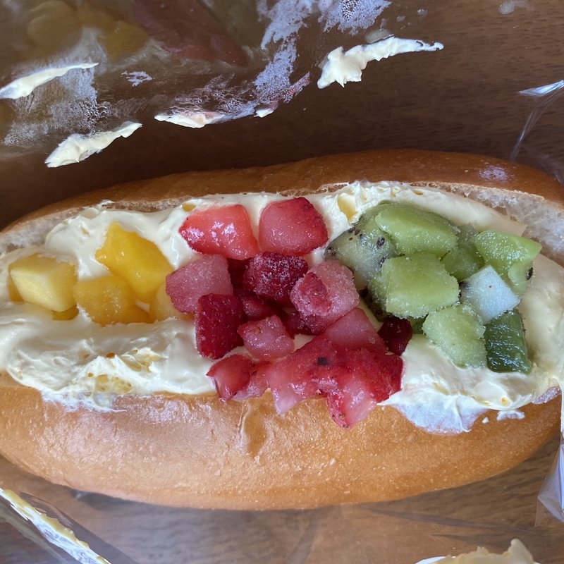 カスタードフルーツ(ふわコッペメイン六甲店)