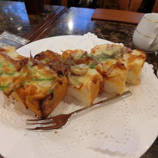 ピザトースト(珈琲貴族エジンバラ)